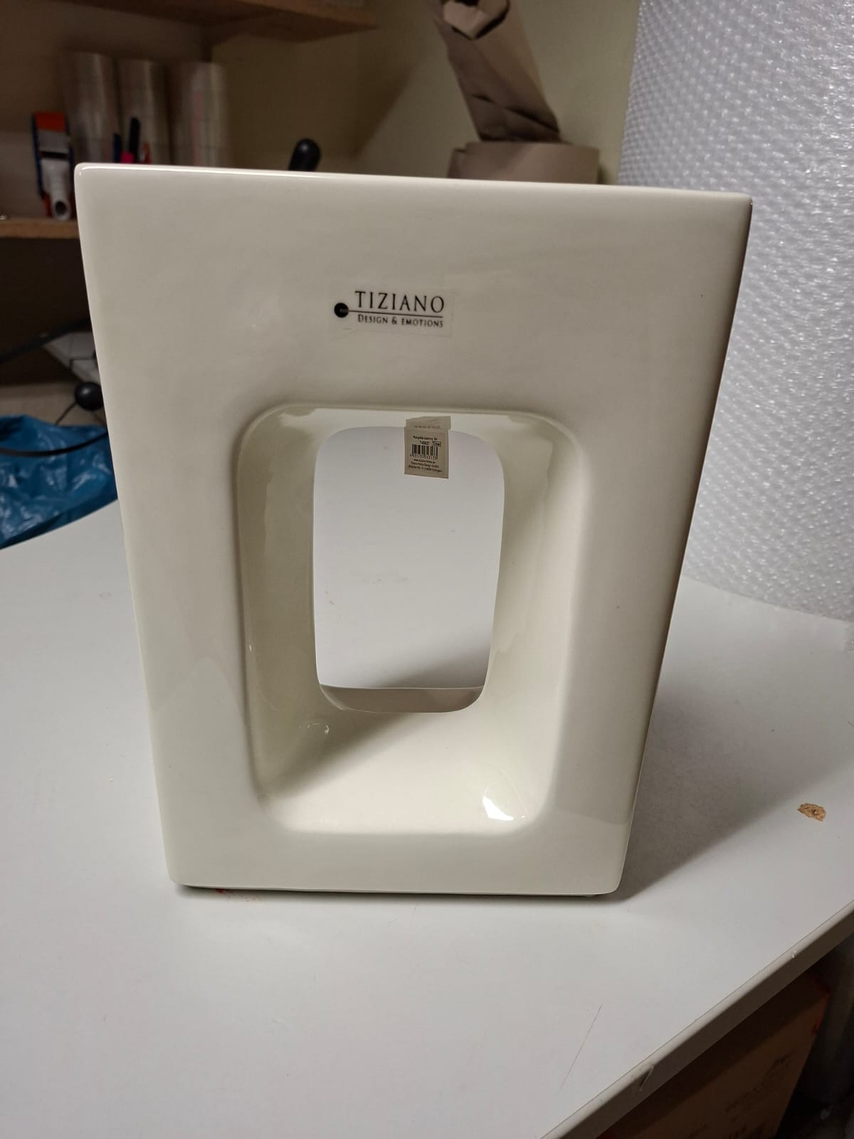 B-WARE Tiziano Pflanzgefäß Quadro LED 30 cm hoch creme (MP)