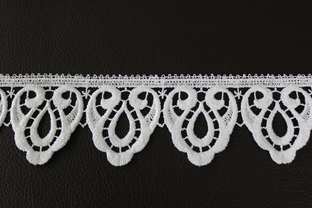 Ado Spitze Macrame Sockel 6 cm weiß