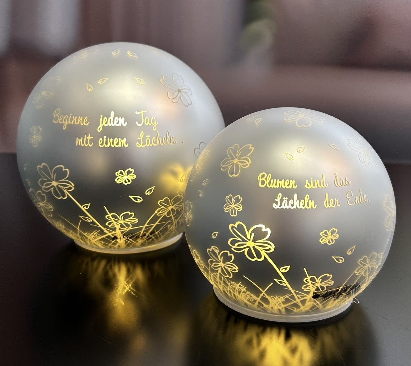 Tiziano 2er Set Glaskugel Vaiano LED & Timer mit Schrift 730996 + 730997 Tiziano 2er Set Glaskugel Vaiano LED & Timer mit Schrift 730996 + 730997