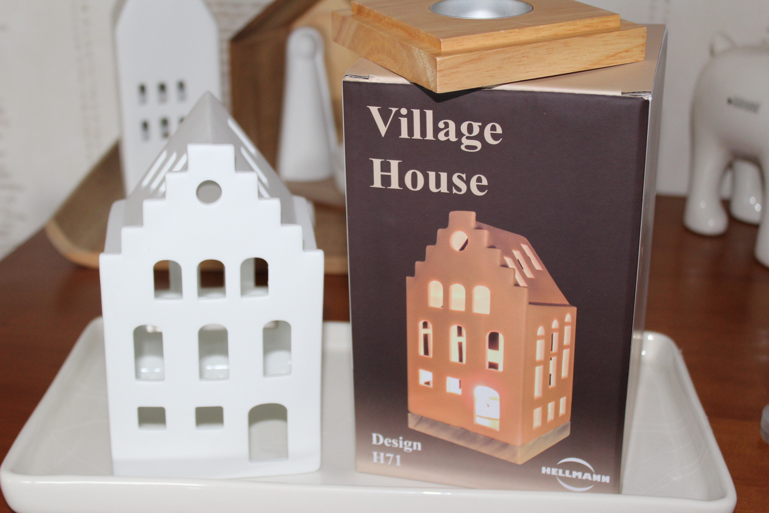Hellmann Lichthaus Village House Giebeldach H71 HE4557