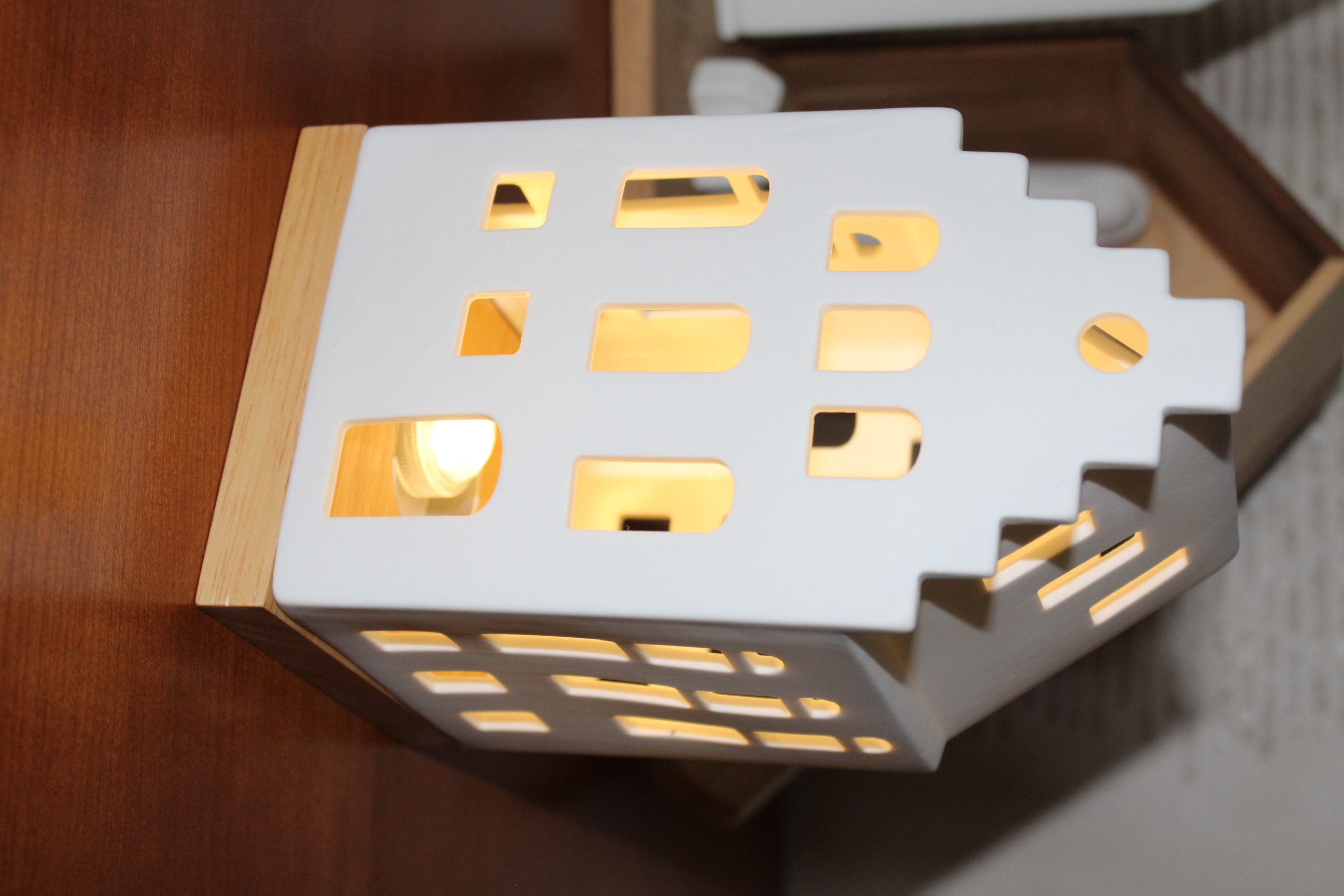 Hellmann Lichthaus Village House Giebeldach 2 Größen H3 od. H71