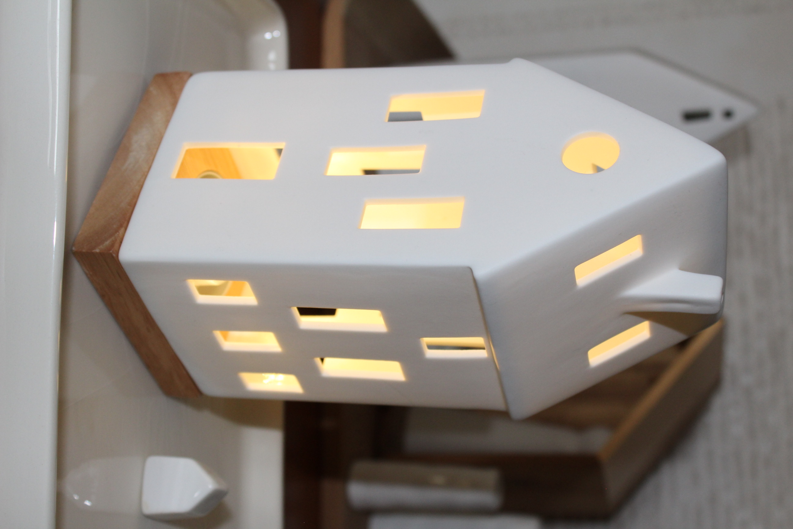 Hellmann Lichthaus Village House - H22 Schornstein schmal Art. HE4534